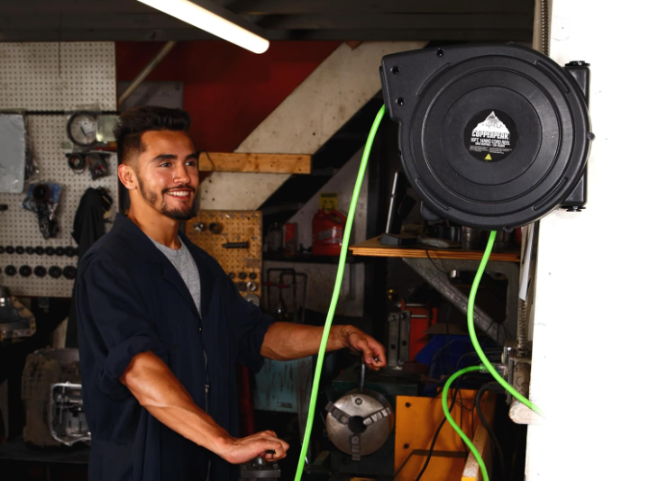 Retractable Extension Cord Reel